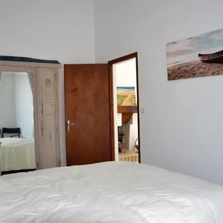 House 6 Personnes Noirmoutier : Maison De Vacances A Moins De 50 Metres De La Plage Pour 6 Personnes. *