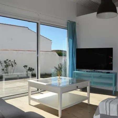 House 6 Personnes Noirmoutier : Maison De Vacances A Moins De 50 Metres De La Plage Pour 6 Personnes. *